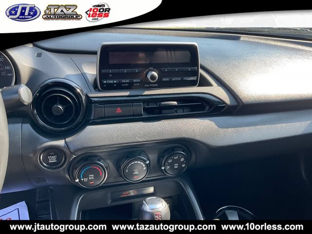 Used 2016 MAZDA MX-5 Miata Sport RWD image 17
