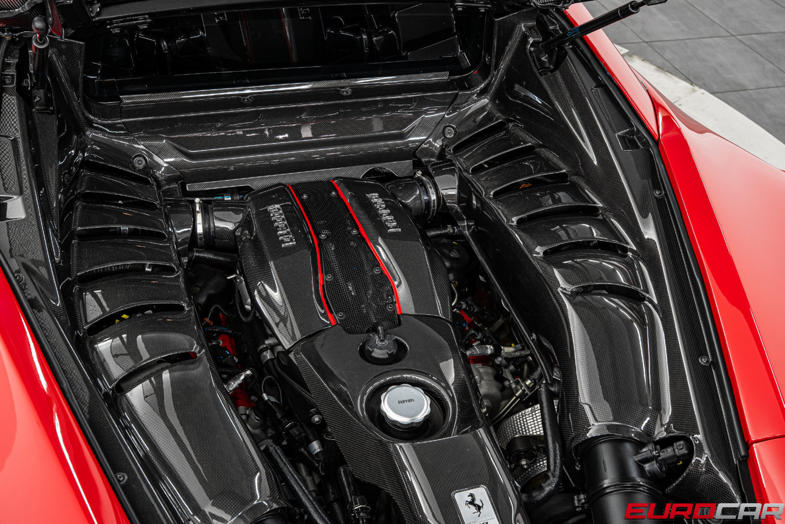 Used 2019 Ferrari 488 Pista Coupe RWD image 26