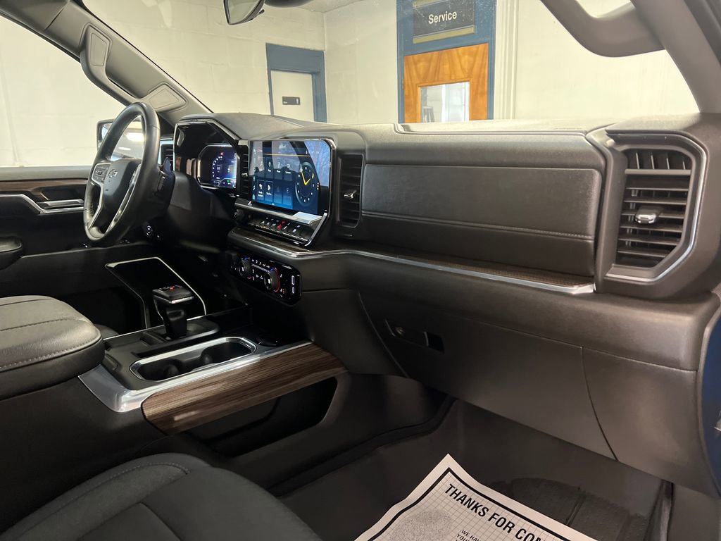 Used 2024 Chevrolet Silverado 1500 RST w/ Protection Package AWD/4WD image 42