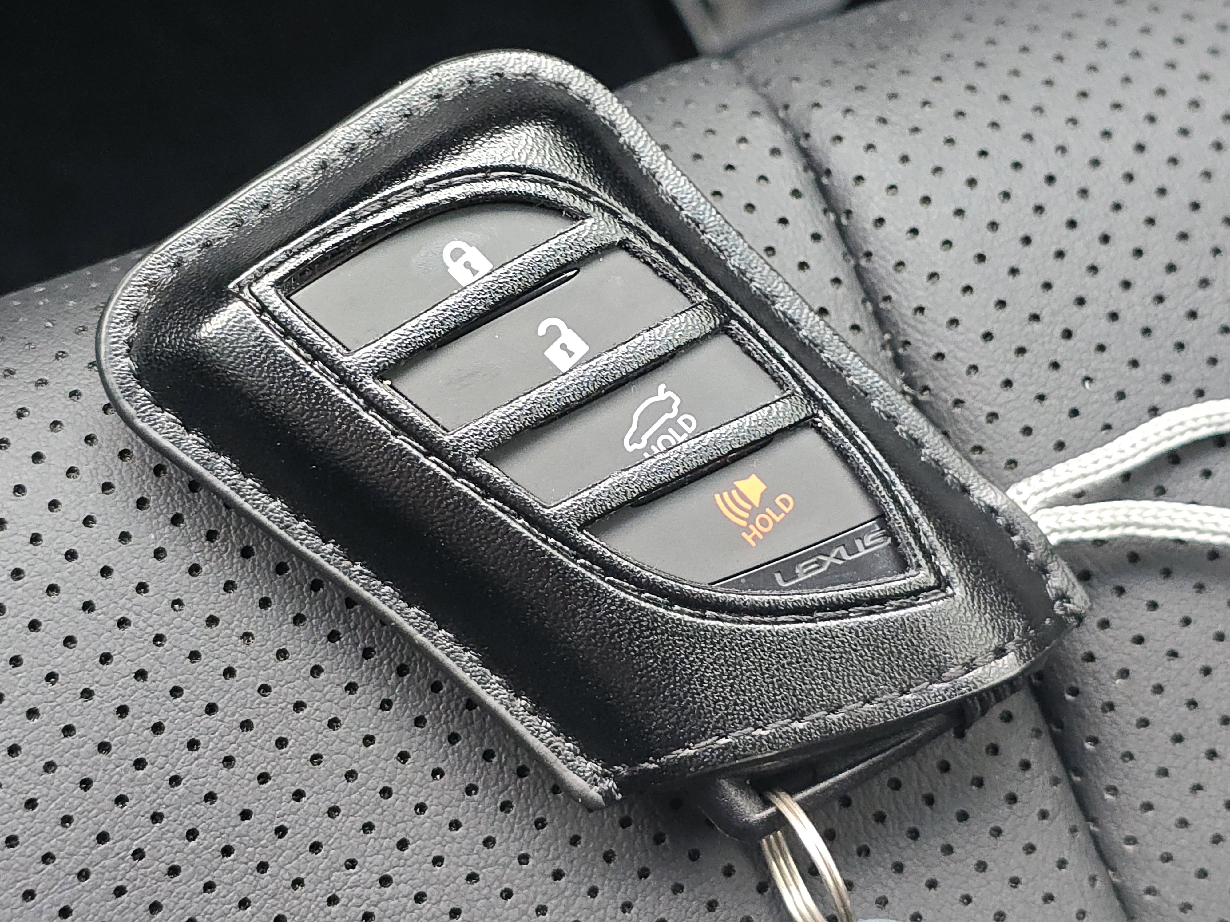 Used 2023 Lexus ES 350 F Sport w/ Accessory Package (Z1) FWD image 27