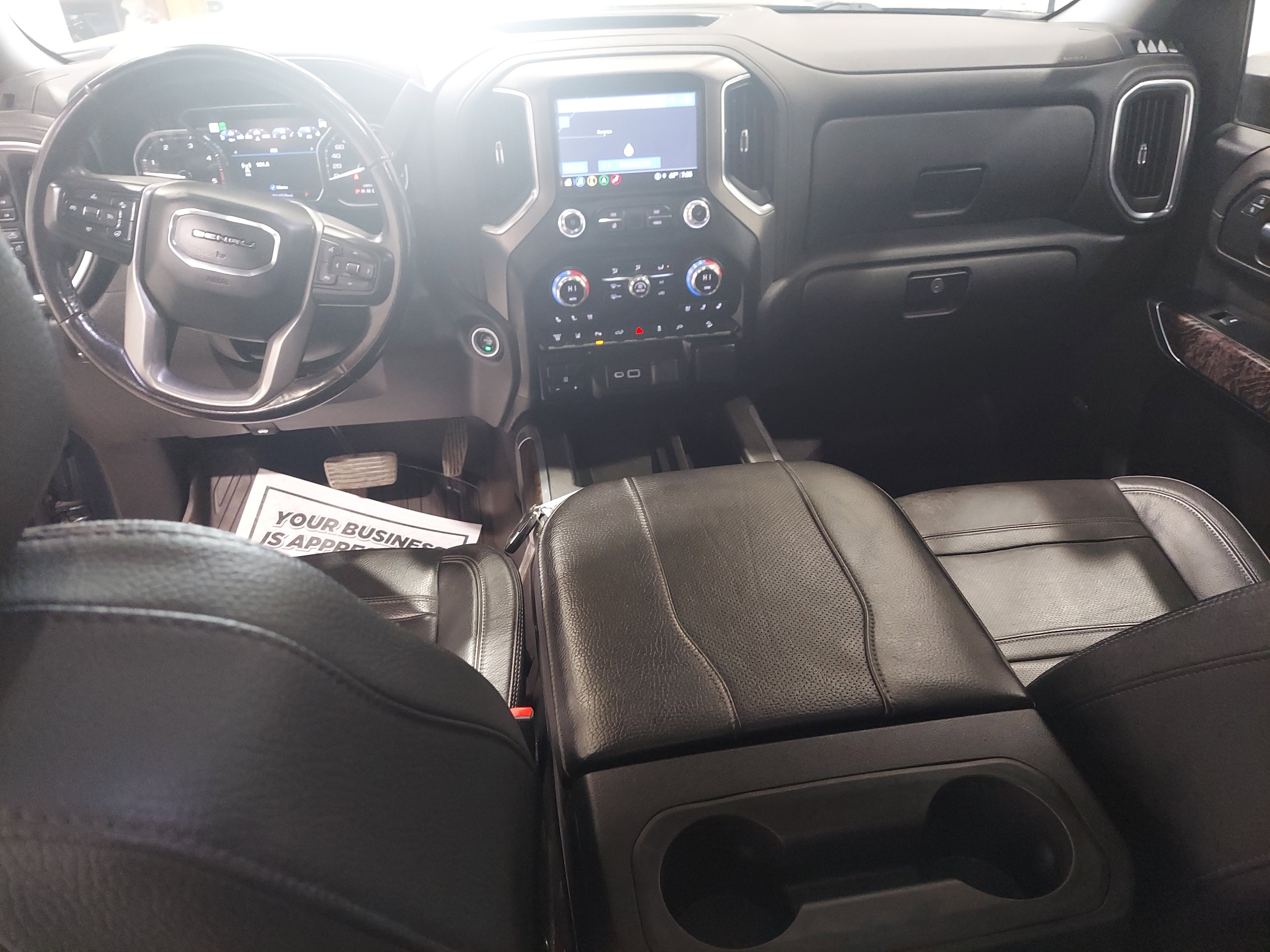 Used 2023 GMC Sierra 2500 Denali w/ Denali Ultimate Package AWD/4WD image 10