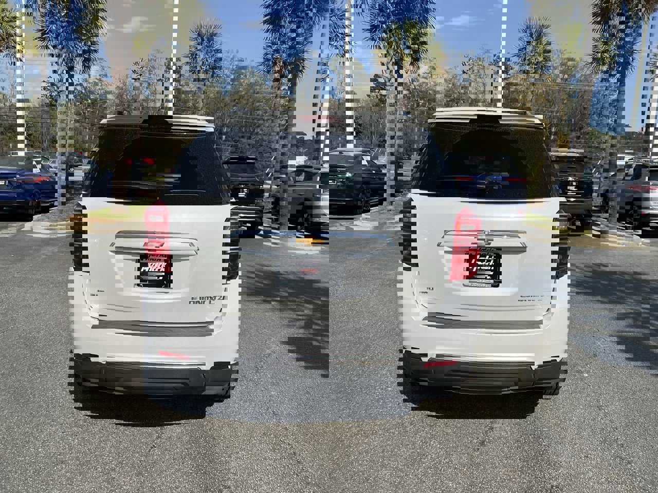 Used 2016 Chevrolet Equinox LTZ w/ Enhanced Convenience Package image 9