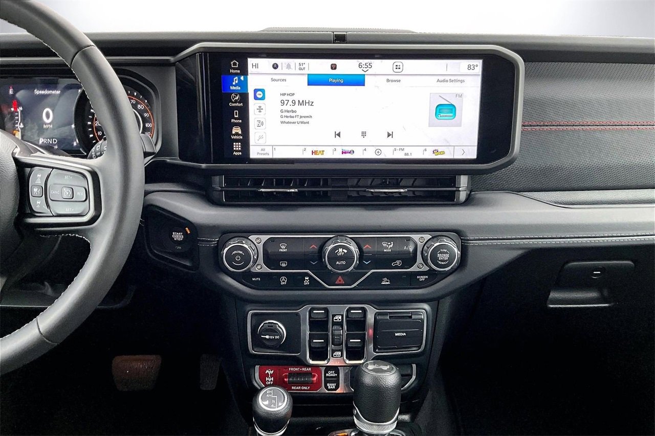 Certified 2025 Jeep Wrangler Unlimited Rubicon image 11