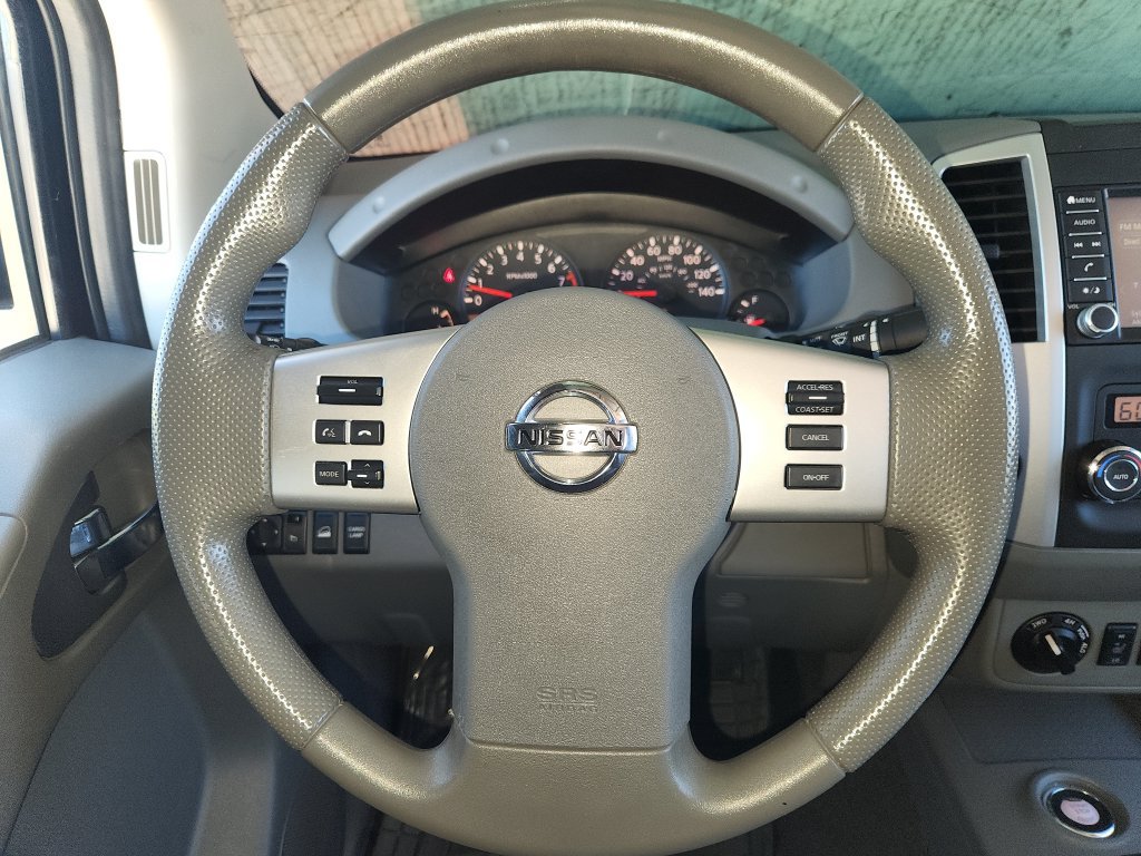 Used 2021 Nissan Frontier SV w/ Midnight Edition Floor Mats AWD/4WD image 21