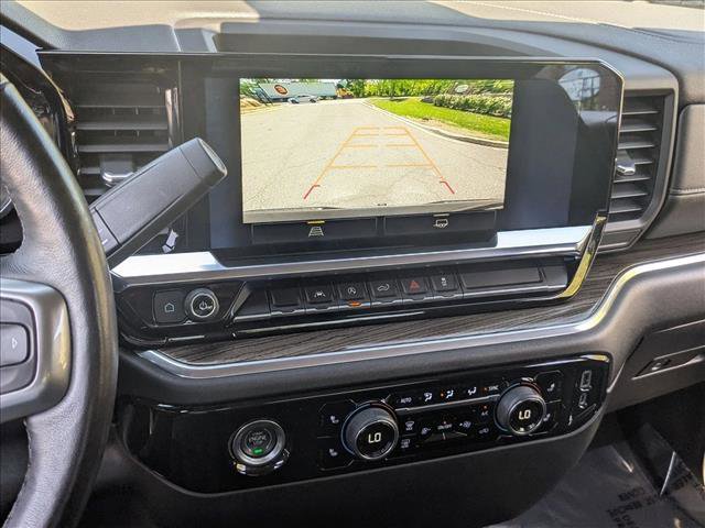 Used 2022 Chevrolet Silverado 1500 LT AWD/4WD image 12