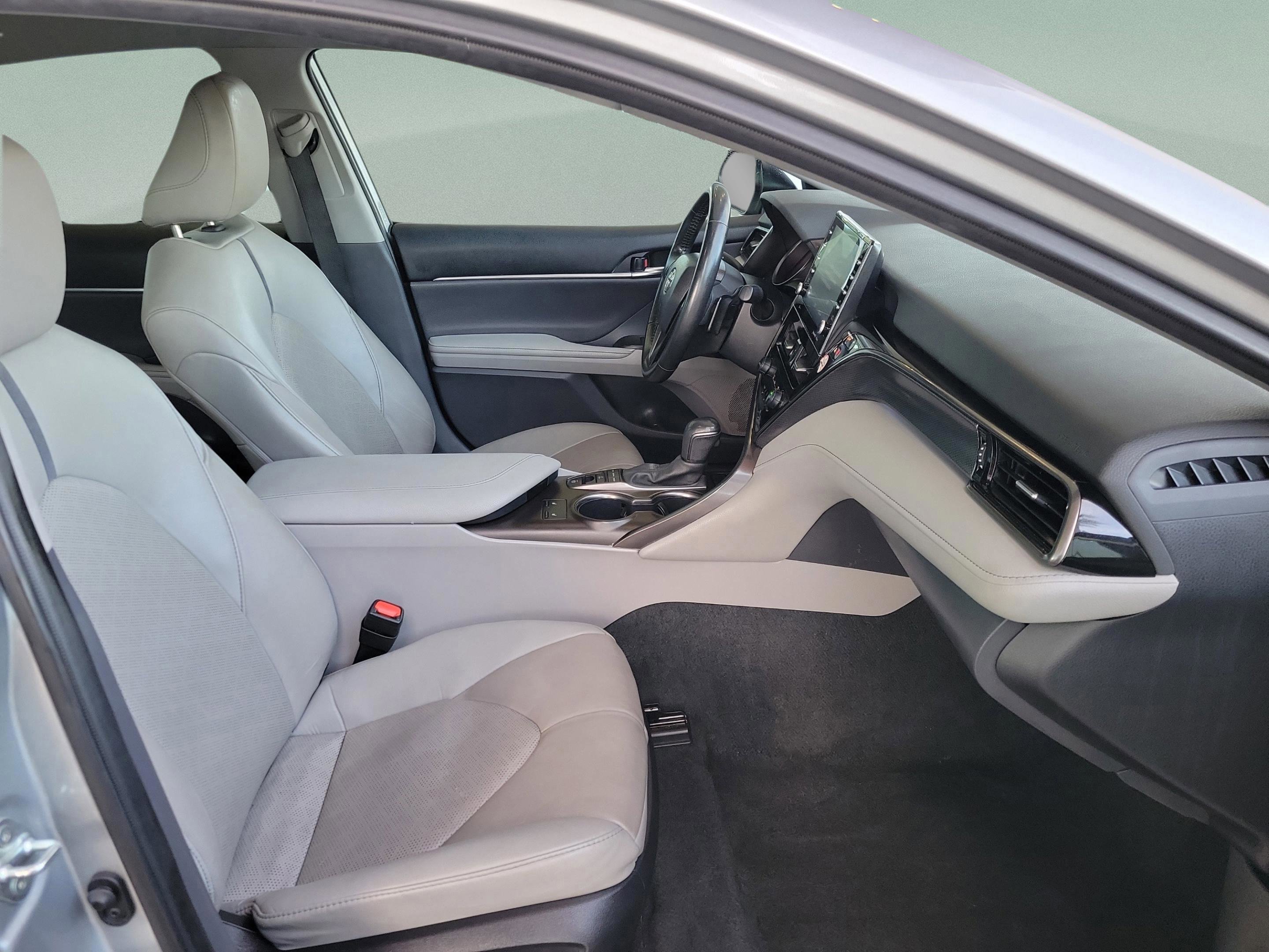 Used 2024 Toyota Camry XSE image 34