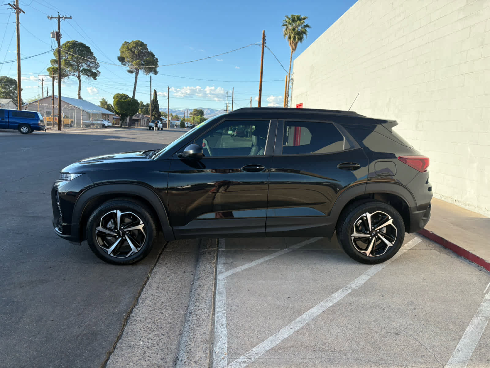 Used 2022 Chevrolet TrailBlazer RS image 3