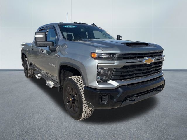 Used 2024 Chevrolet Silverado 2500 Custom w/ Custom Value Package AWD/4WD image 5