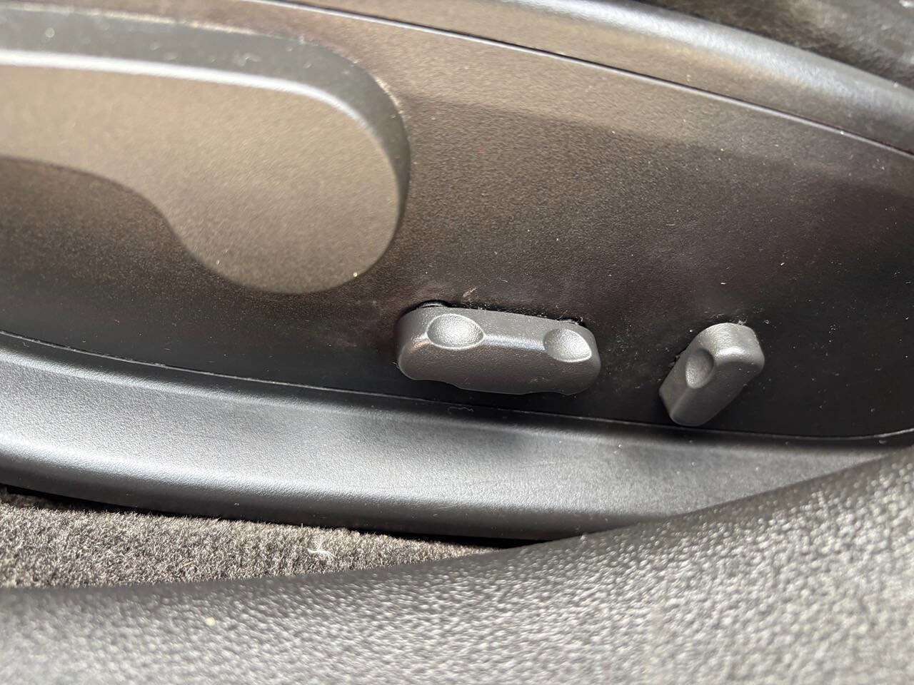 Used 2009 Chevrolet Impala SS w/ Convenience Package image 36