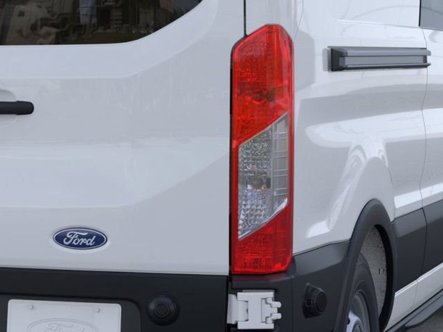 New 2026 Ford Transit 250 148 Medium Roof RWD image 21