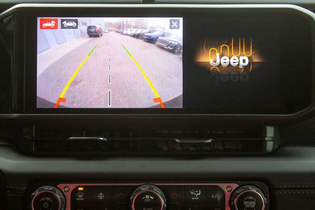 Used 2024 Jeep Wrangler Unlimited Rubicon 392 image 18