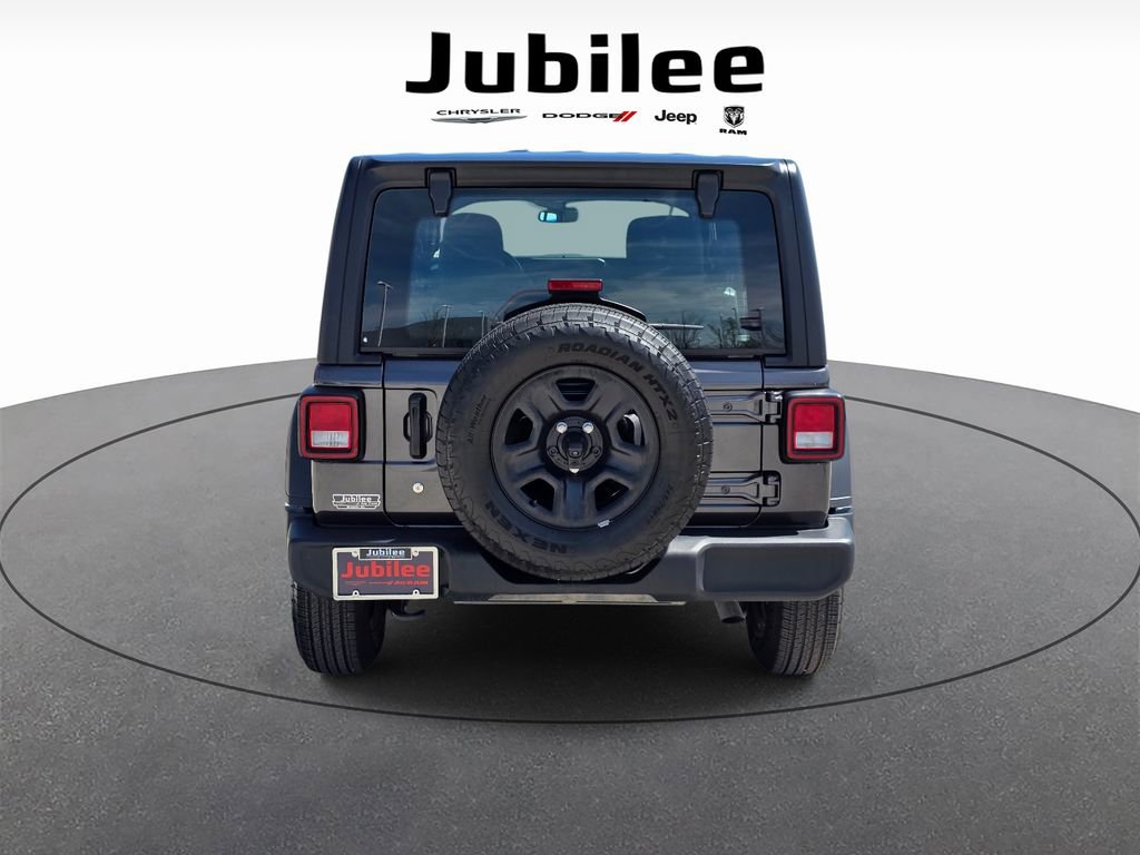 Used 2024 Jeep Wrangler Unlimited Sport AWD/4WD image 3