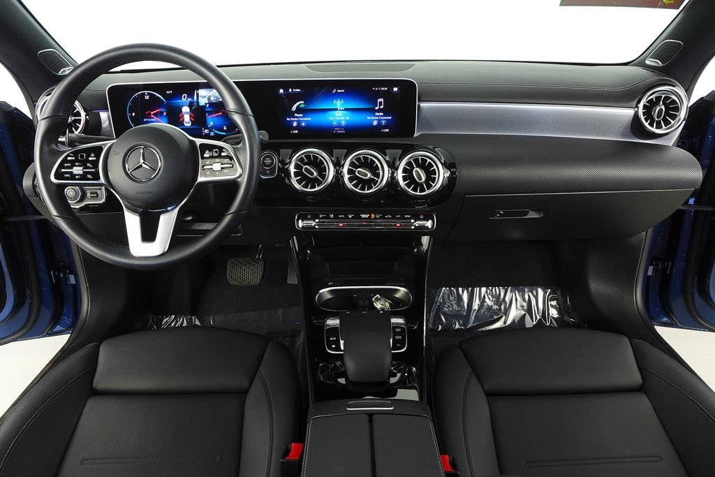 Used 2020 Mercedes-Benz CLA 250 image 24