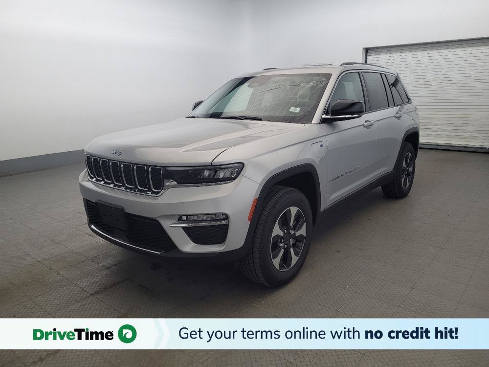 Used 2023 Jeep Grand Cherokee 4WD 4xe image 1