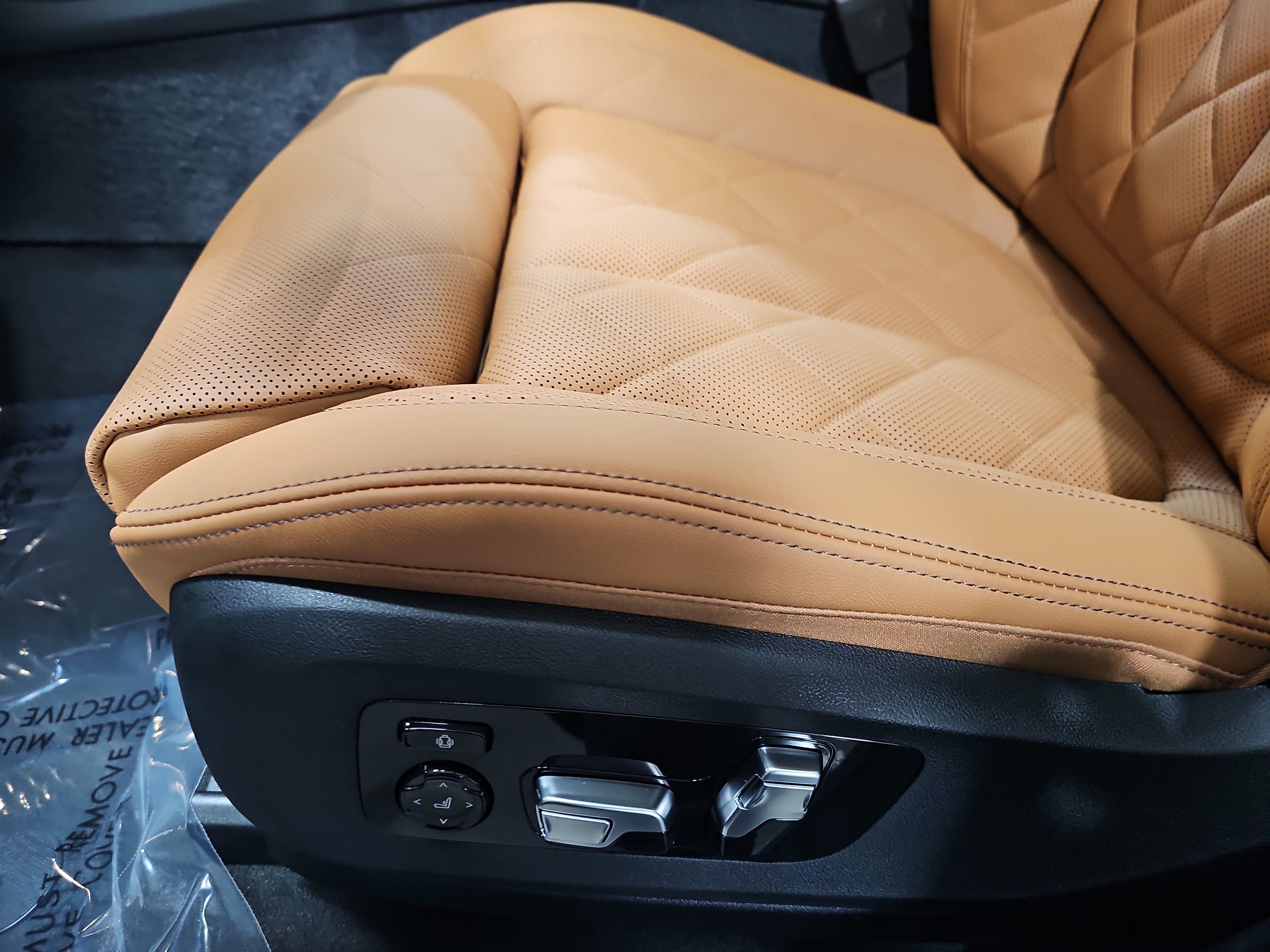 New 2026 BMW X5 xDrive40i w/ Climate Comfort Package image 31