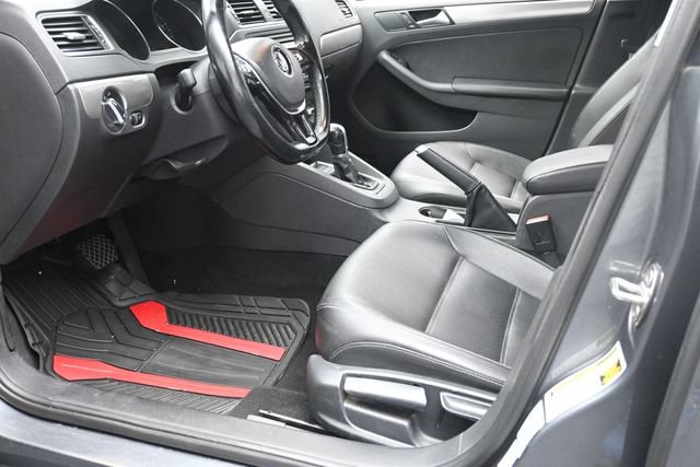 Used 2018 Volkswagen Jetta SE FWD image 17