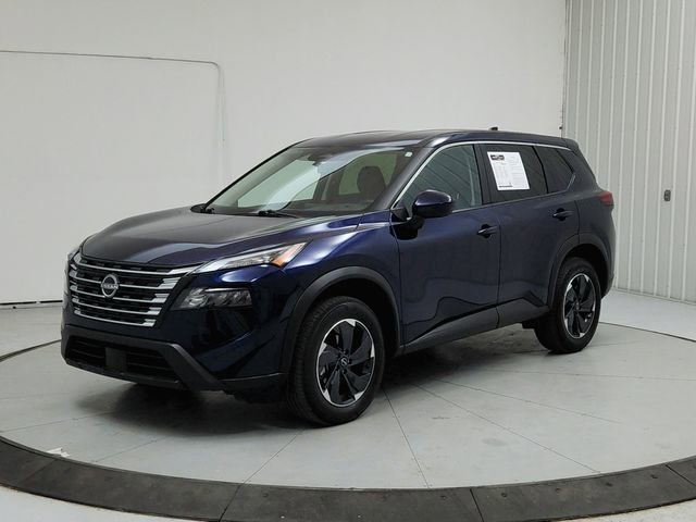Used 2025 Nissan Rogue SV FWD image 3