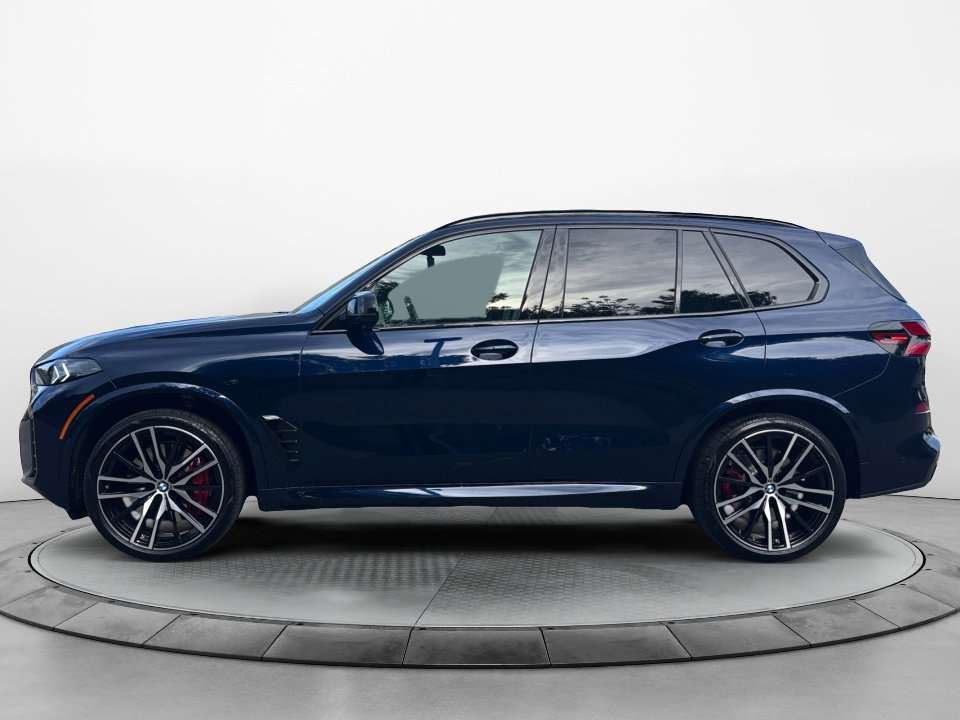 Used 2026 BMW X5 M60i AWD/4WD image 4