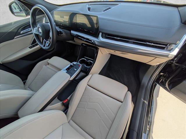 Used 2025 BMW X2 xDrive28i image 23