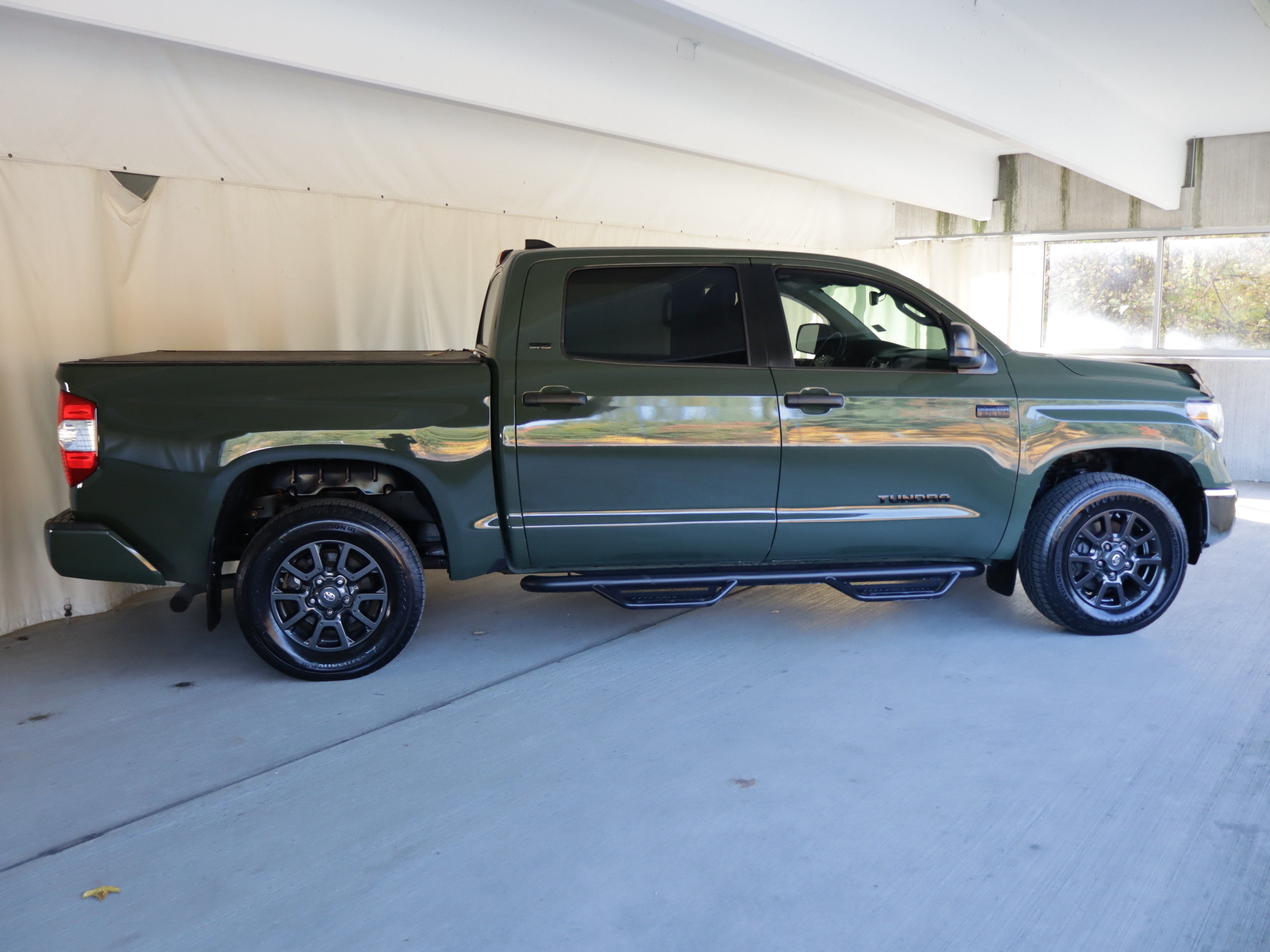 Used 2021 Toyota Tundra SR5 w/ Trail Edition AWD/4WD image 4