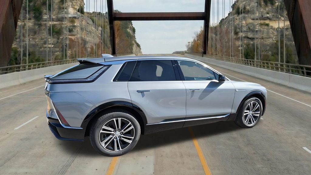 New 2026 Cadillac Lyriq Luxury image 10