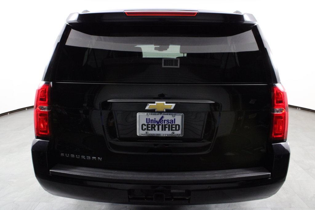 Used 2019 Chevrolet Suburban LT RWD image 10