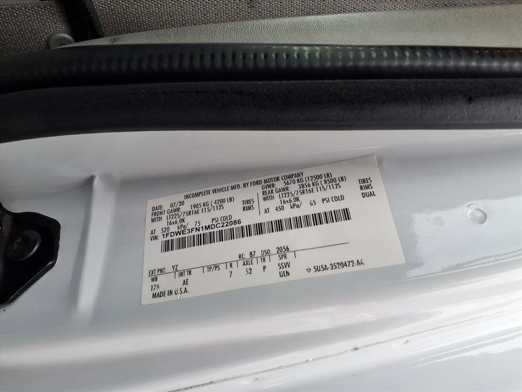 Used 2021 Ford E-350 and Econoline 350 Super Duty image 12