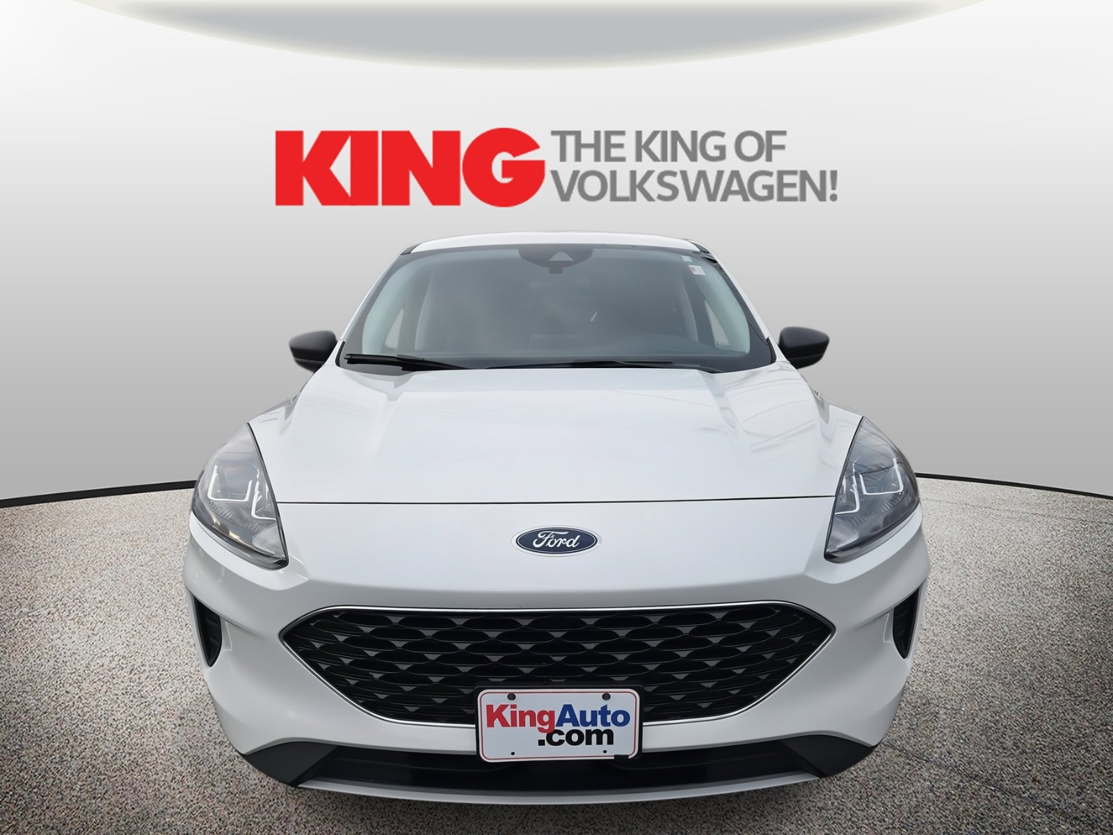 Used 2022 Ford Escape SE w/ Cold Weather Package image 9