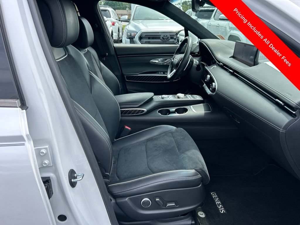 Used 2022 Genesis GV70 3.5T Sport w/ Sport Prestige Package AWD/4WD image 27