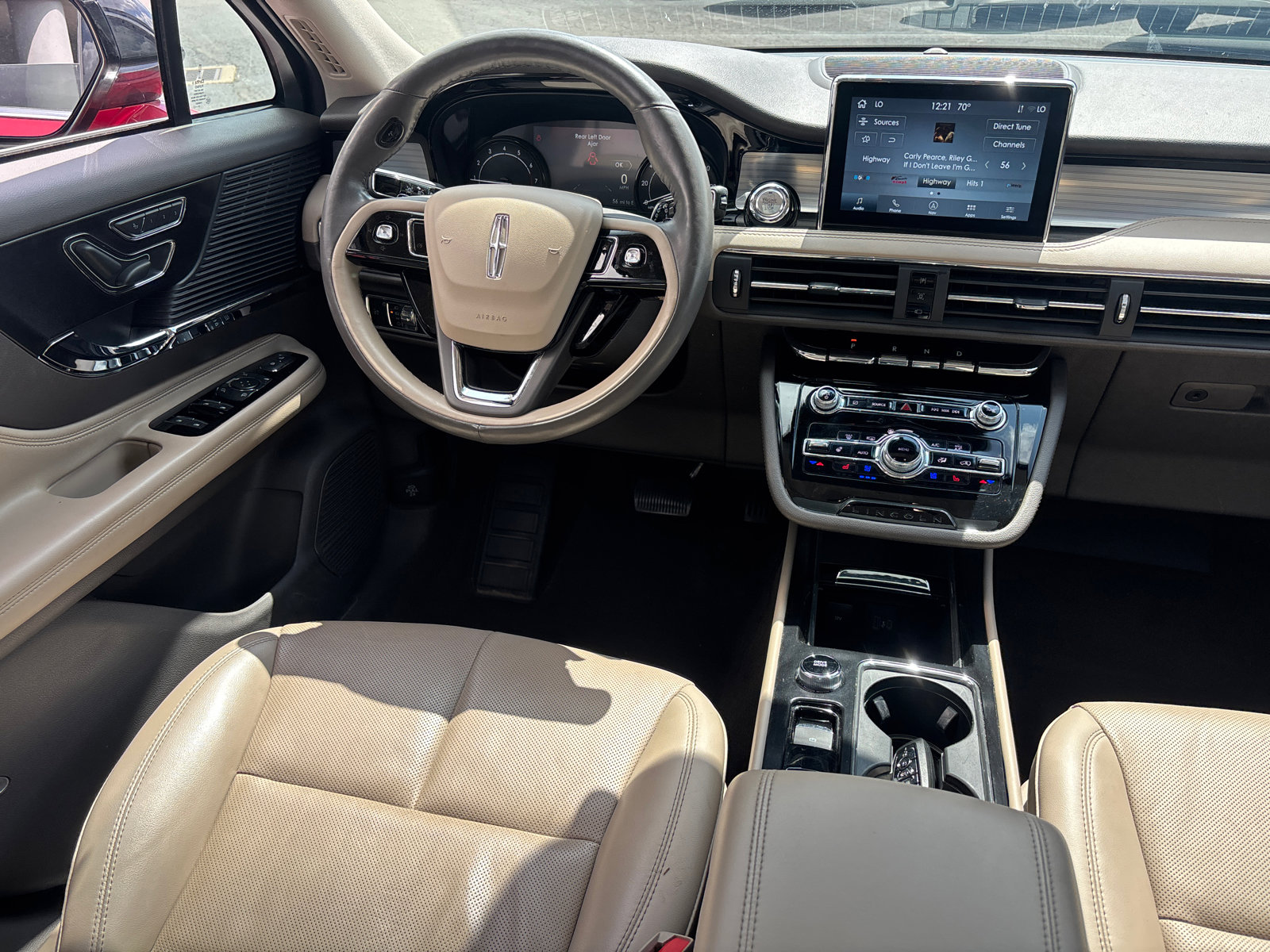 Used 2022 Lincoln Corsair AWD w/ Premium Package image 29