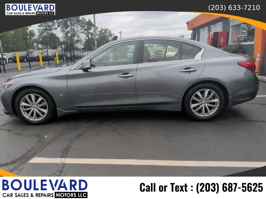 Used 2015 INFINITI Q50 Premium w/ Navigation Package AWD/4WD image 4
