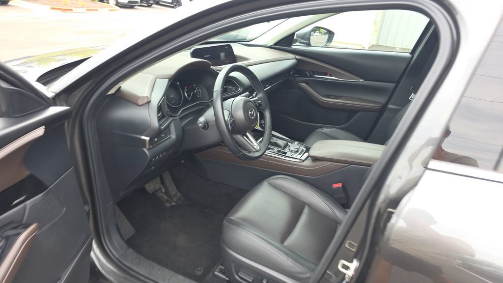 Used 2025 MAZDA CX-30 AWD 2.5 S w/ Premium Package image 22