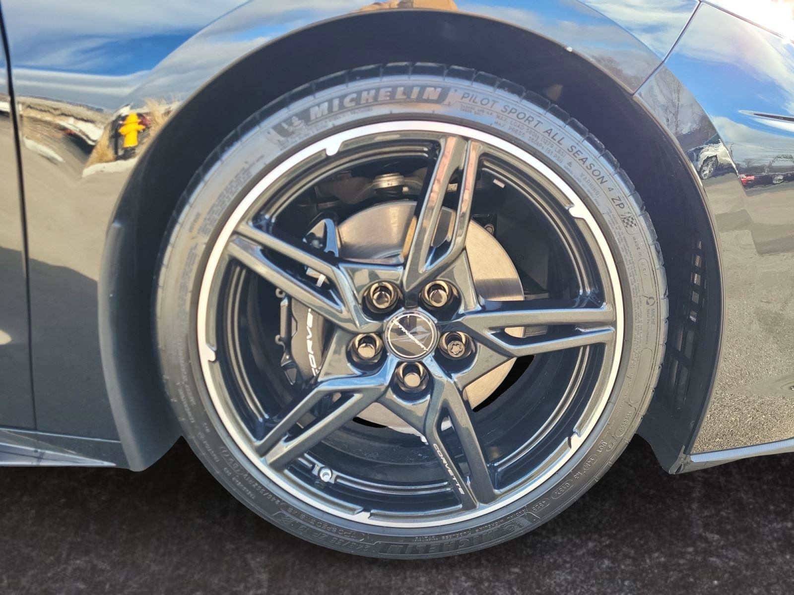 Certified 2024 Chevrolet Corvette Stingray Coupe w/ Body-Color Dual Roof Package image 15