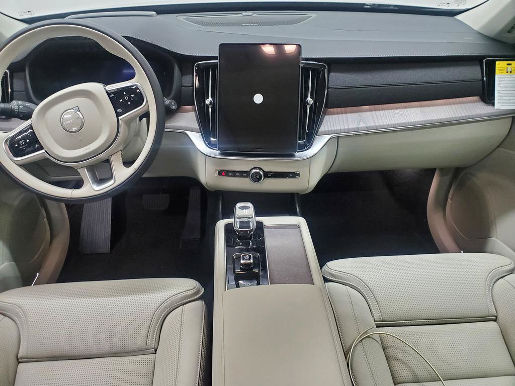 New 2027 Volvo XC90 B6 Ultra AWD/4WD image 9