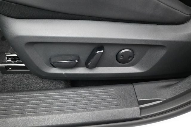 New 2026 Nissan Rogue Dark Armor AWD/4WD image 24
