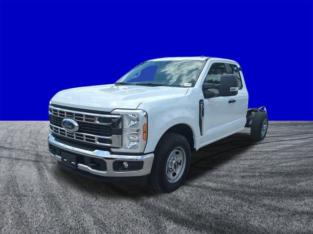 New 2025 Ford F350 XL w/ XL Chrome Package image 8