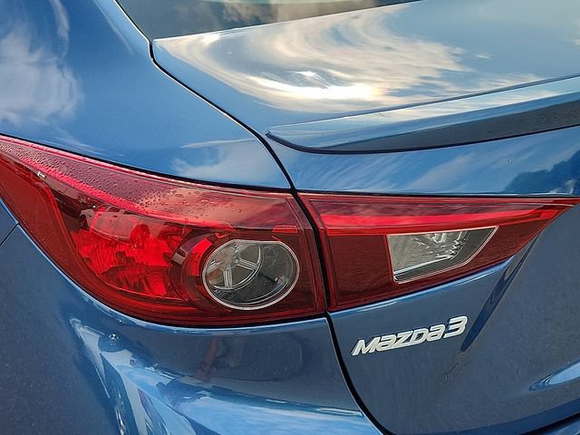 Used 2018 MAZDA MAZDA3 Grand Touring FWD image 12