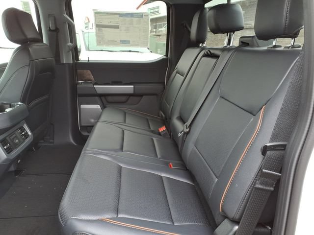 New 2026 Ford F250 Lariat w/ Black Appearance Package AWD/4WD image 12