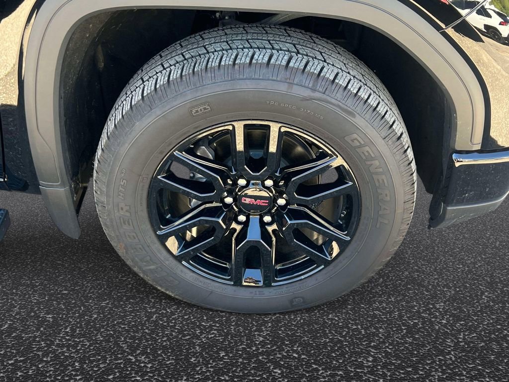 Used 2025 GMC Sierra 1500 Elevation AWD/4WD image 7