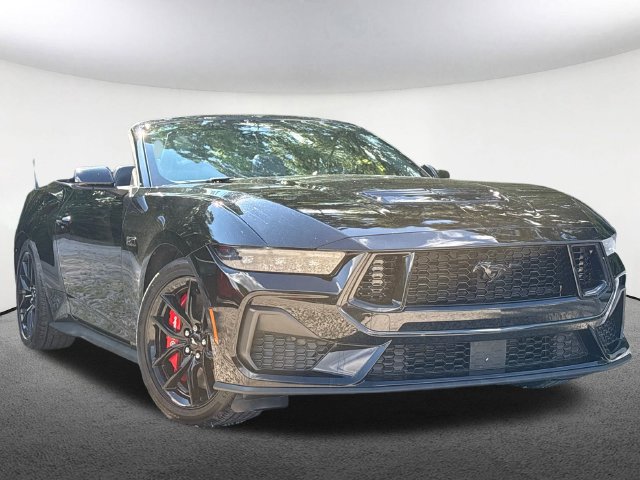 Certified 2025 Ford Mustang GT Premium RWD image 2