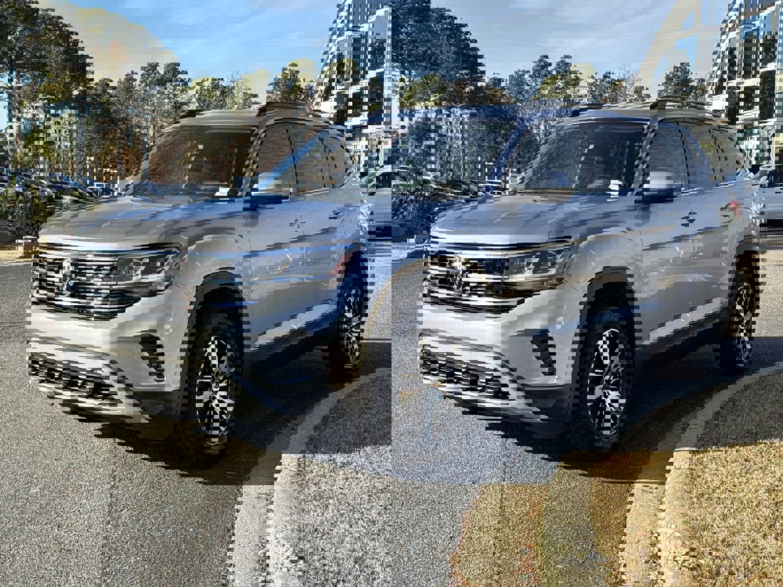 Used 2021 Volkswagen Atlas SE image 5