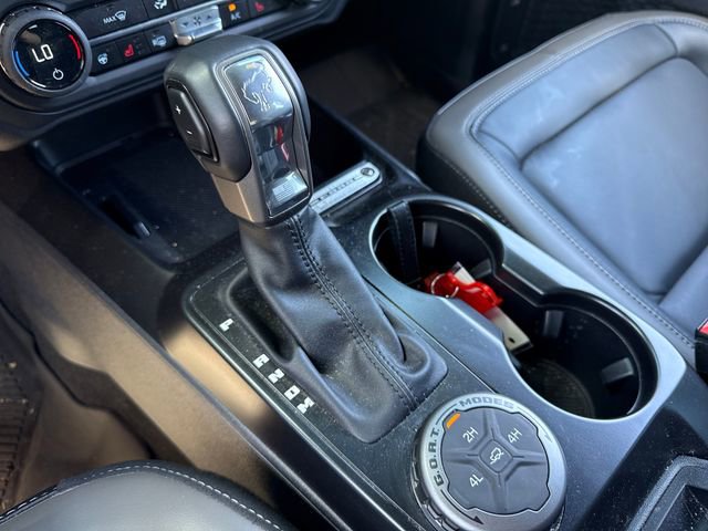 Used 2025 Ford Bronco Outer Banks AWD/4WD image 34
