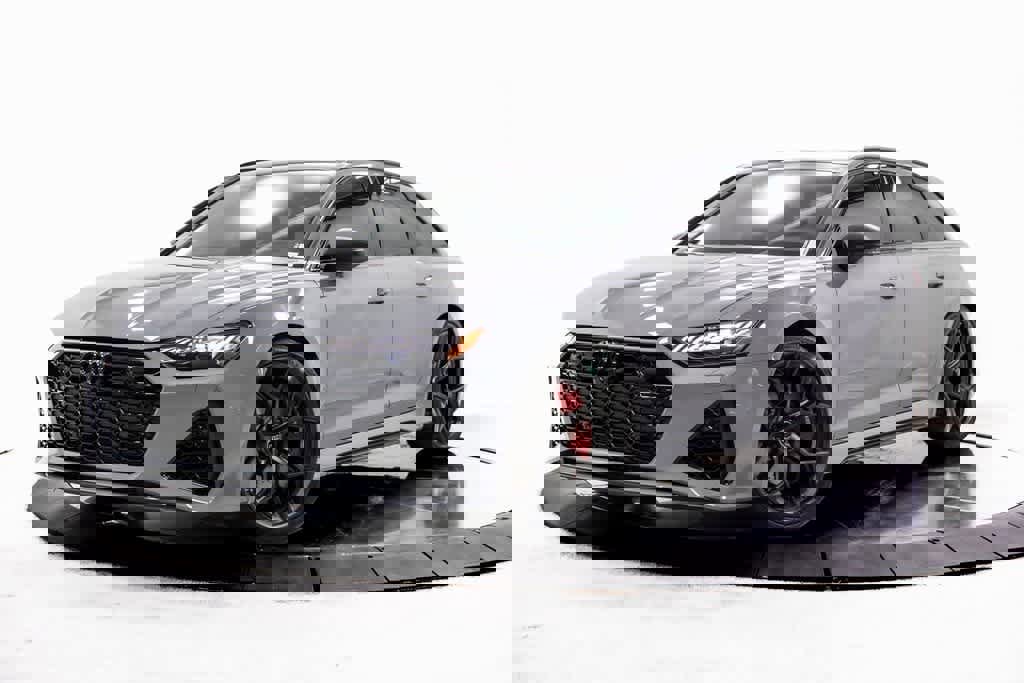 Used 2025 Audi RS 6 performance image 1