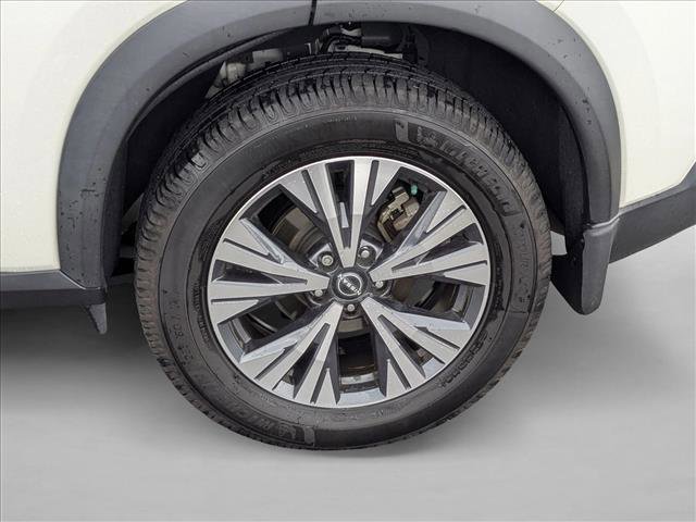 Used 2022 Nissan Rogue SV image 21