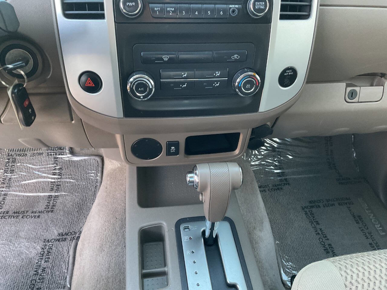 Used 2014 Nissan Frontier SV image 20