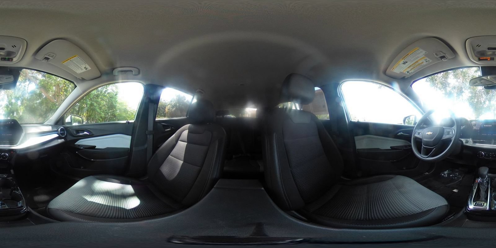 Used 2025 Chevrolet Trax LT FWD image 40