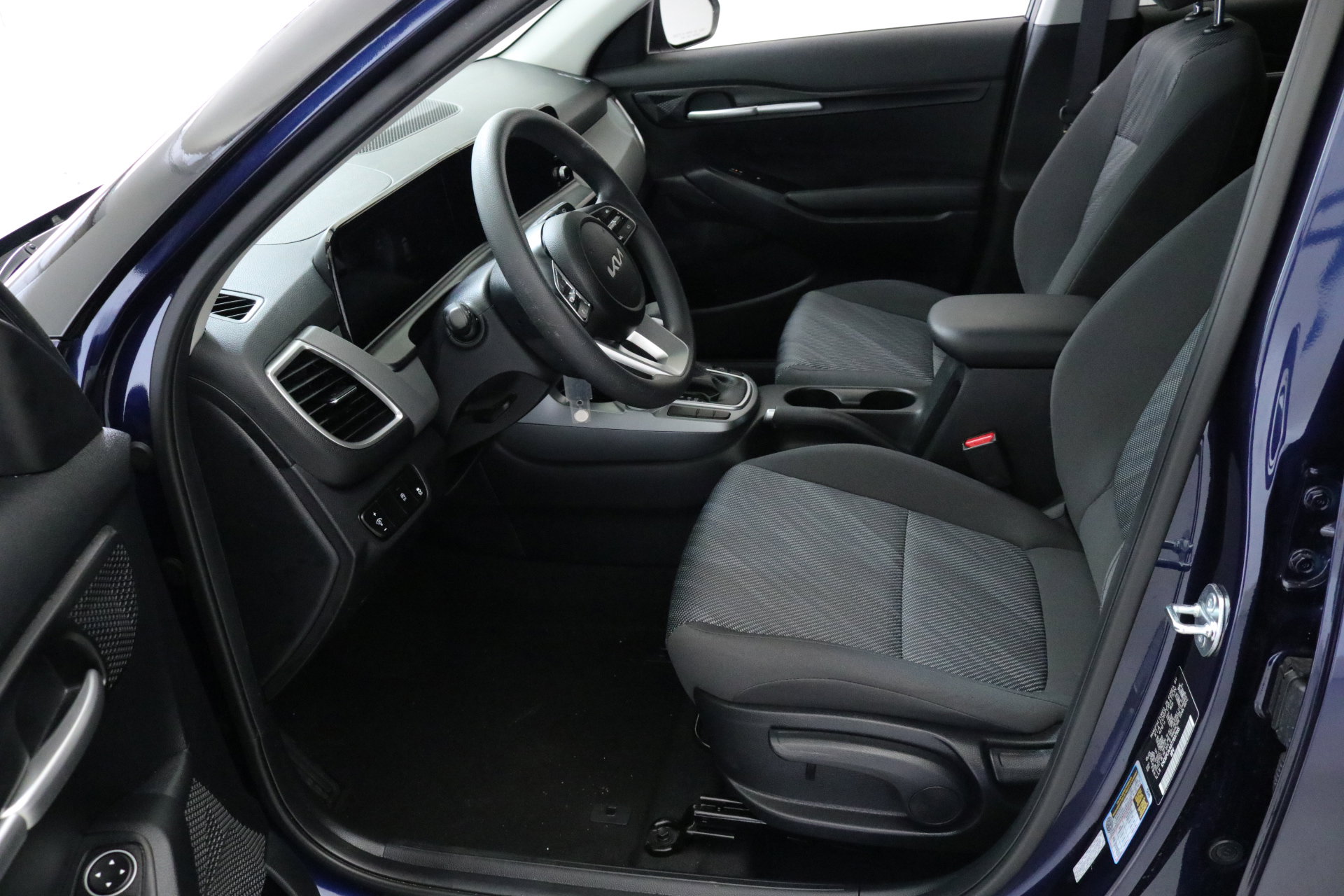 Used 2026 Kia Seltos LX image 23