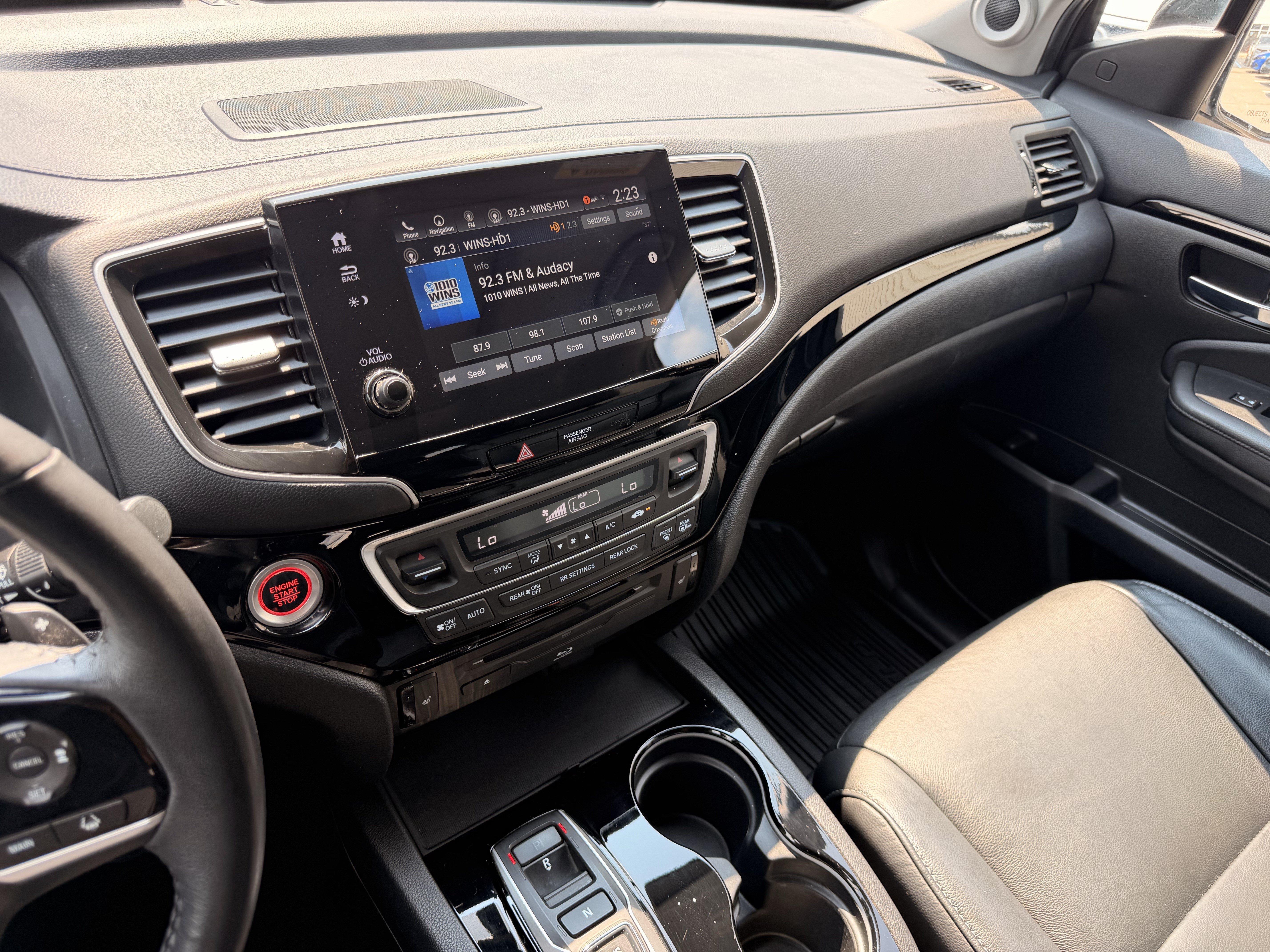 Certified 2019 Honda Pilot Touring image 13