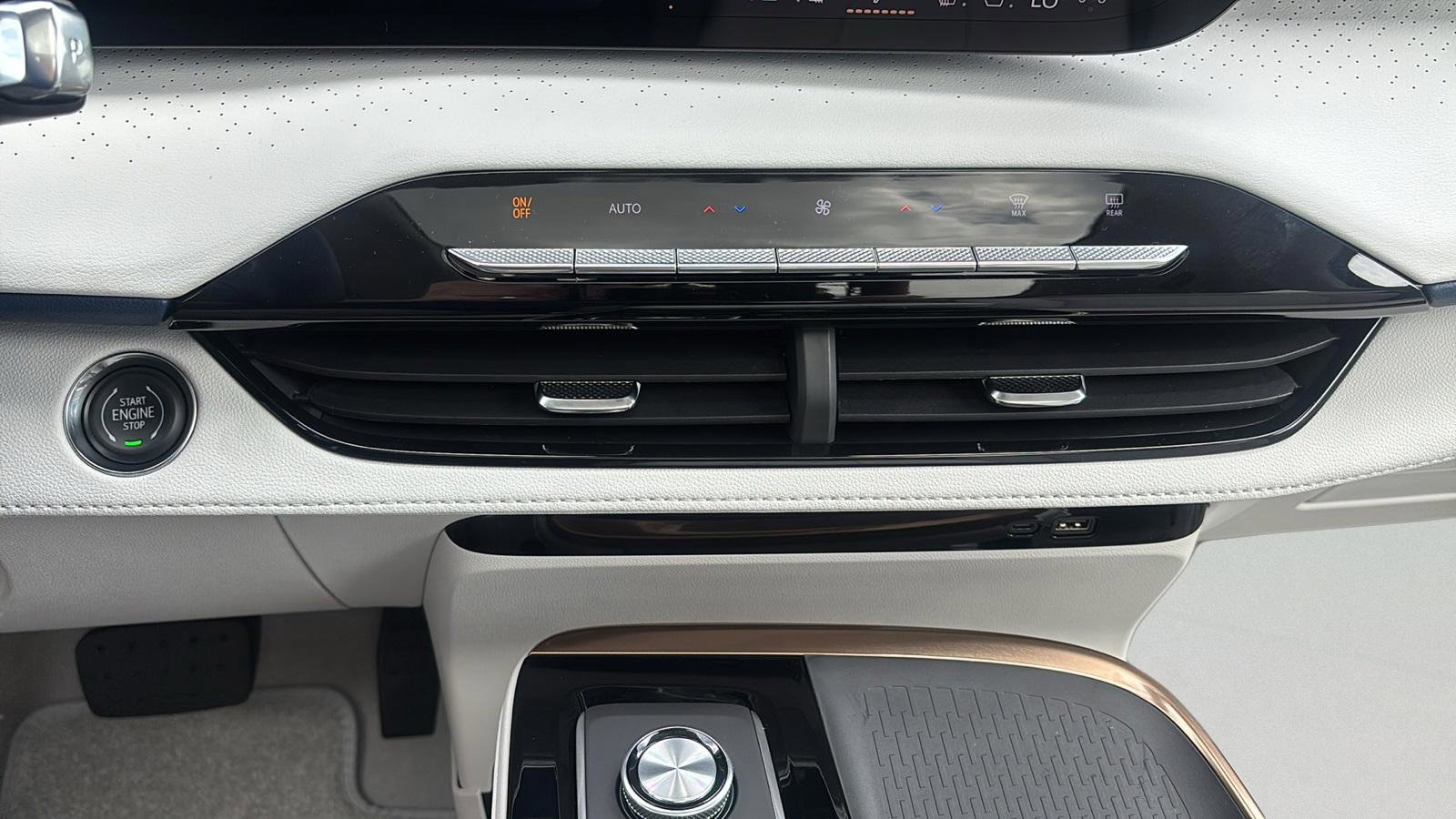 New 2026 Buick Enclave Avenir w/ LPO, All-Weather Package image 19