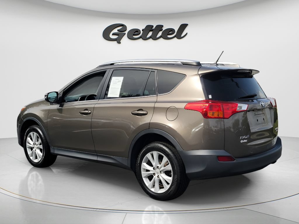 Used 2015 Toyota RAV4 Limited w/ Technology Package AWD/4WD image 7